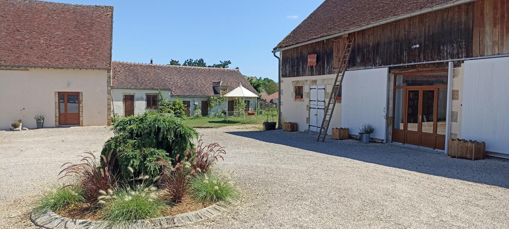 Le Domaine Du Chateau Varennes-les-Narcy Bagian luar foto
